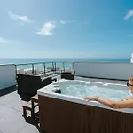 Villa Bela Vista With Sea View, Jacuzzi And Private Pool