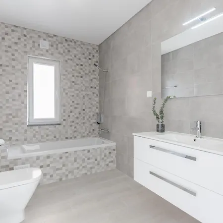 Bela Vista With Sea View, Jacuzzi And Private Pool