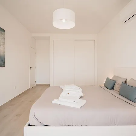 Bela Vista With Sea View, Jacuzzi And Private Pool Villa Lourinhã