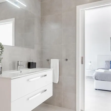 Bela Vista With Sea View, Jacuzzi And Private Pool Villa *