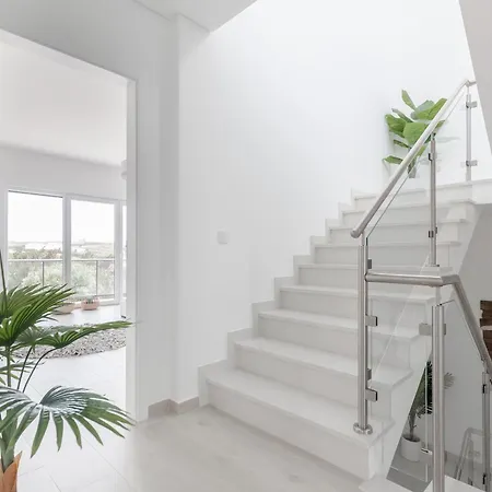 Bela Vista With Sea View, Jacuzzi And Private Pool Lourinhã