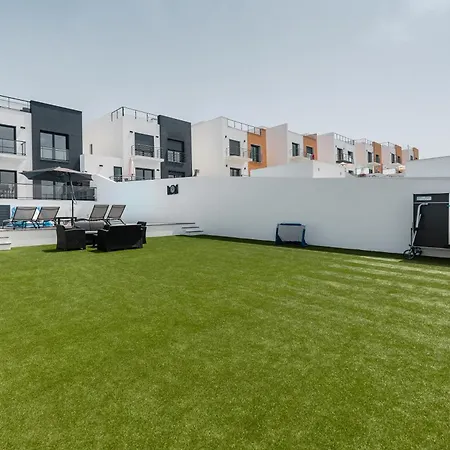 Bela Vista With Sea View, Jacuzzi And Private Pool Villa