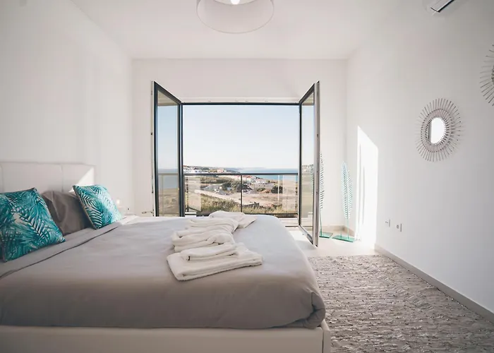 Bela Vista With Sea View, Jacuzzi And Private Pool * Lourinhã