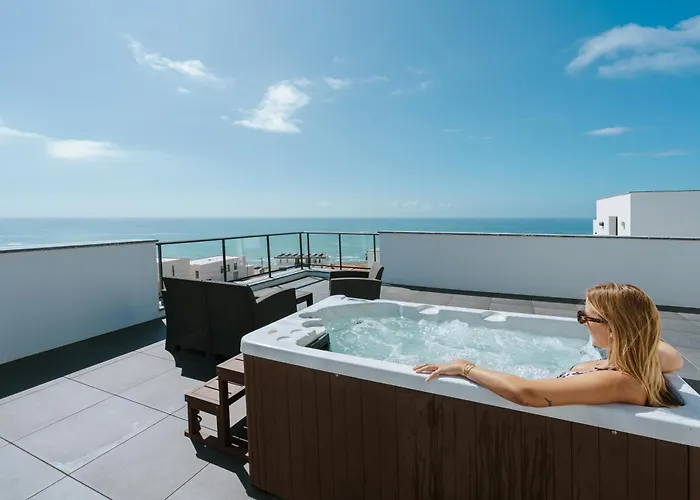 Villa Bela Vista With Sea View, Jacuzzi And Private Pool